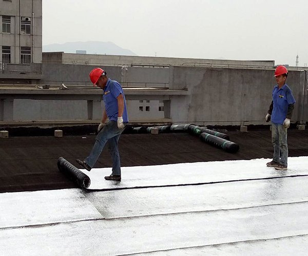 楼顶防水涂料用什么样比较好？顶楼漏雨应该怎么办